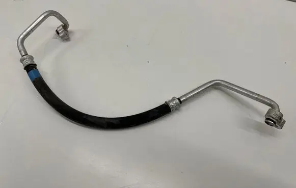Toyota Camry VIII XV70 Air conditioning (A/C) pipe/hose 6C282