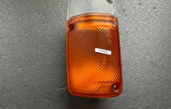 Nissan Patrol Y60 Front indicator light B612501J00