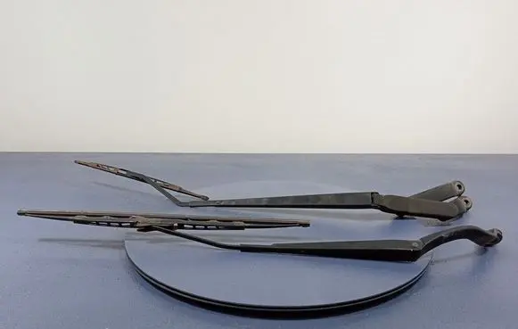 Tata Indica Vista II Front wiper blade arm