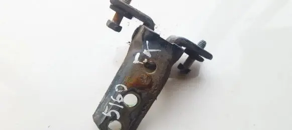 Mitsubishi Space Wagon Rear door lower hinge