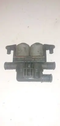 BMW 5 E39 Coolant heater control valve 1147412137