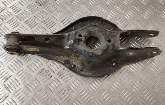 BMW 4 F36 Gran coupe Rear control arm 6867540