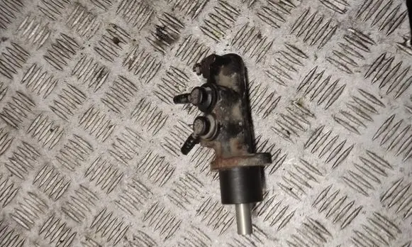 Smart ForTwo I Master brake cylinder 311946