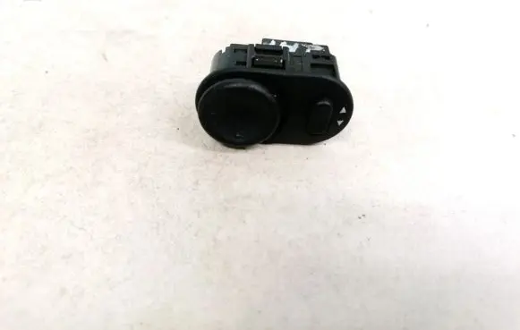 Opel Astra G Wing mirror switch 09226861