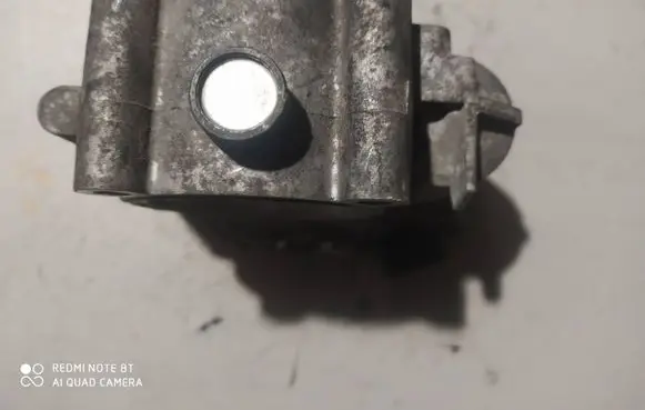 Opel Zafira B Throttle valve 55355608