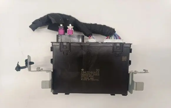 Nissan Qashqai J12 Other control units/modules 284Z06UA1E