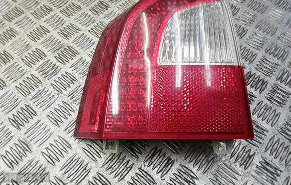 Volvo V70 Rear/tail lights 30698983