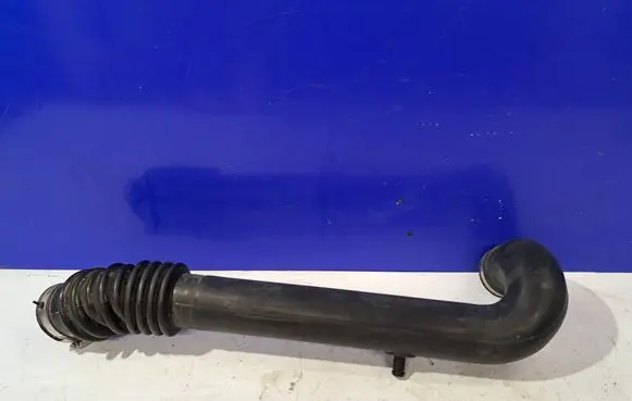 Jeep Wrangler Air intake hose/pipe 53030611