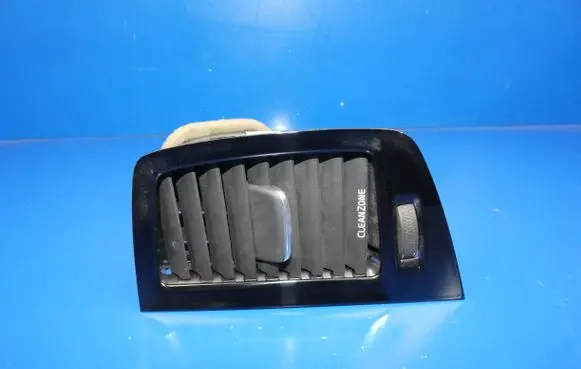 Volvo XC90 Dash center air vent grill 31363715 0928000602 26022016