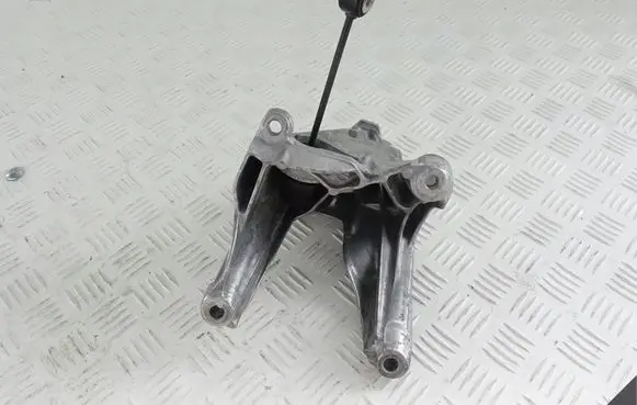 Audi A5 Engine mounting bracket 4M0199307AS