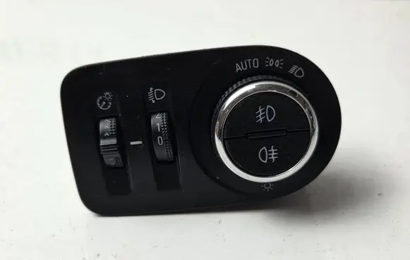 Opel Crossland X Light switch 39208053