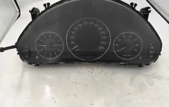 Mercedes-Benz E W211 Speedometer (instrument cluster) A2115402447 000437