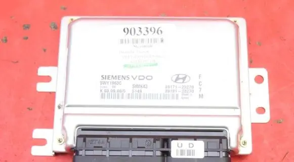 Hyundai Tucson JM Engine control unit/module ECU 39171-23270