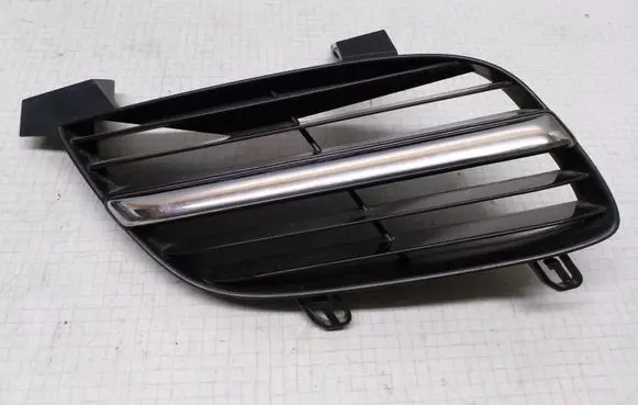Nissan Almera N16 Front bumper lower grill 62322BM400