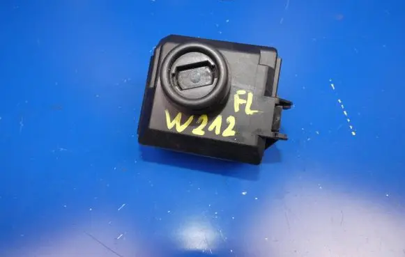 Mercedes-Benz E W212 Ignition lock A2189053501 1010220000 90401ML103134