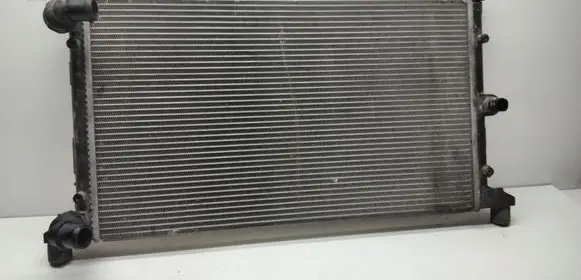 Ford Galaxy Coolant radiator 7M3121253B