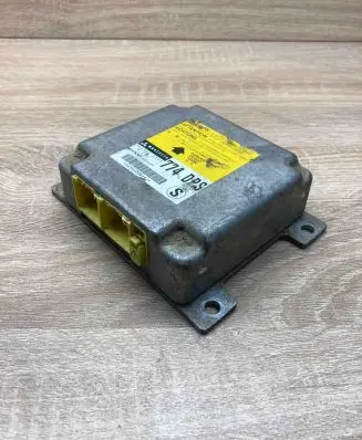 Mitsubishi Pajero Airbag control unit/module MR472774 1523003440 774DPS