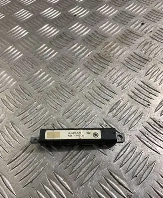 Skoda Octavia Mk2 (1Z) Aerial antenna amplifier 5L6035577