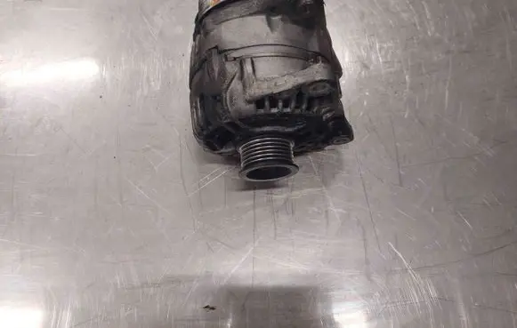 Audi A3 S3 A3 Sportback 8P Generator/alternator 0986045320
