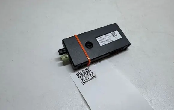 BMW X5 F15 Aerial antenna amplifier 9334691 92870811