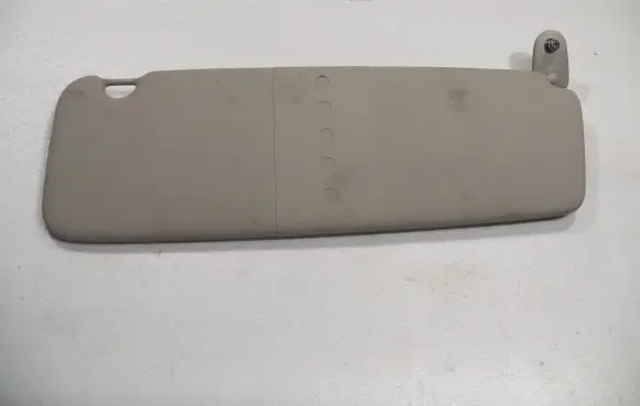 Sun visor