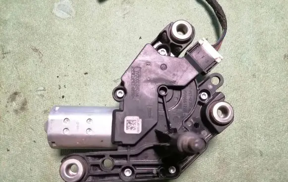 Mercedes-Benz Vito Viano W447 Rear window wiper motor A4479061900