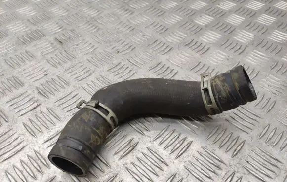 Peugeot 3008 I Engine coolant pipe/hose