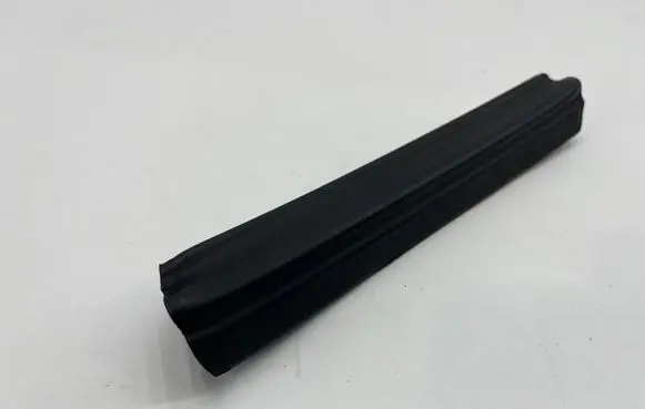 BMW Z4 E85 E86 Sunroof sealing rubber DP1031