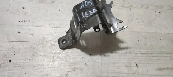 Jeep Cherokee ABS pump bracket 16B5