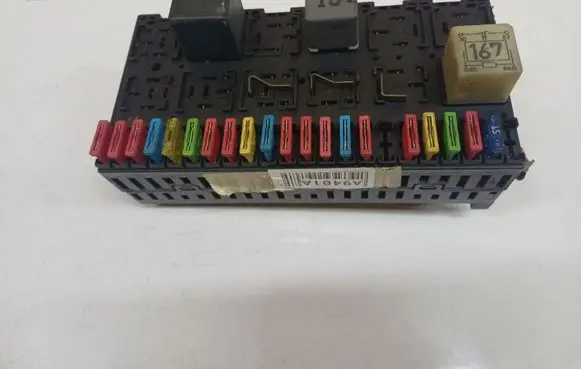 Volkswagen Caddy Fuse box set 
