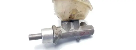 Volkswagen PASSAT B5 Master brake cylinder