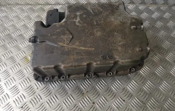 Mercedes-Benz Sprinter W906 Oil sump A6510141902 A0009050401