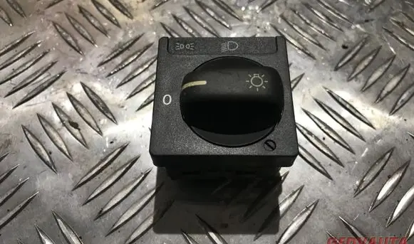 Volvo S70 V70 V70 XC Light switch 8622023