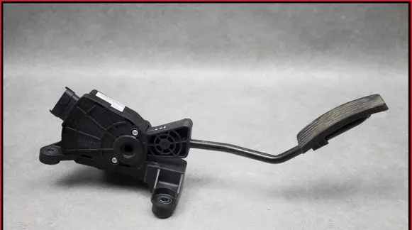 KIA Picanto Accelerator throttle pedal 351904X700