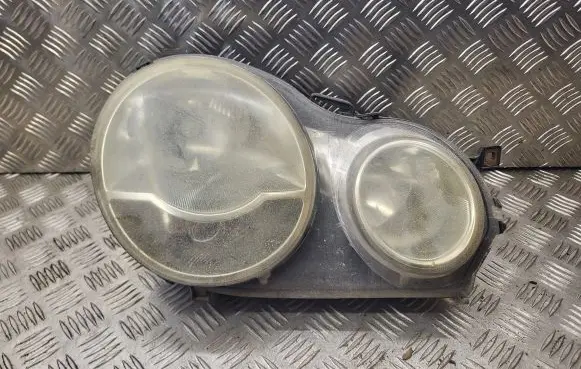 Volkswagen Polo Headlight/headlamp