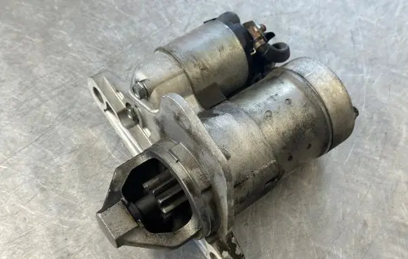 Nissan Qashqai Starter motor 23300EN20A