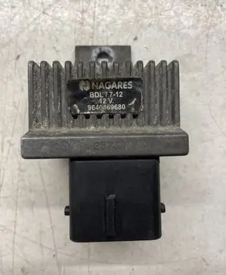 Renault Trafic II (X83) Glow plug pre-heat relay 9640469680