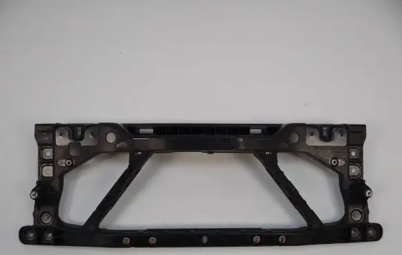 Land Rover Defender Radiator support slam panel L8B216E144A DAP6B L8B2-16E144-A