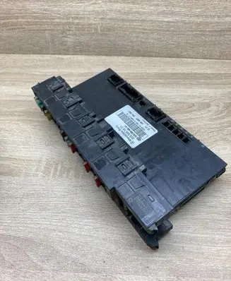 Mercedes-Benz C W203 Fuse module 2035451801