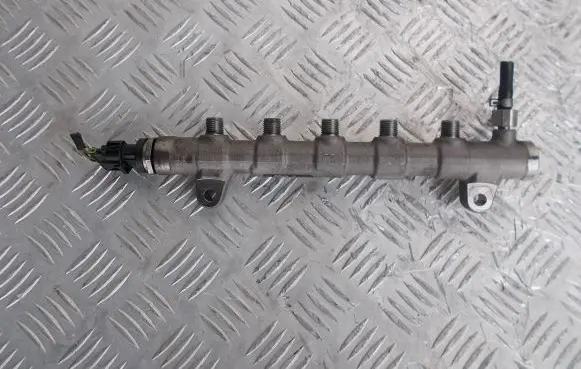 Hyundai i40 Fuel main line pipe 314002A650 0445214323