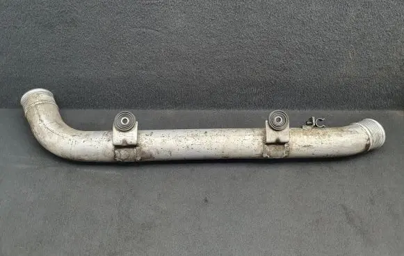 Audi Q7 4L Intercooler hose/pipe 7L6145795H