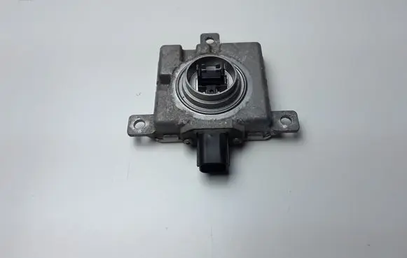 Honda CR-V Xenon control unit/module 2367116X07