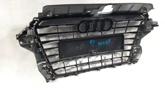 Audi A3 S3 8V Front bumper upper radiator grill 8V3853651A38V