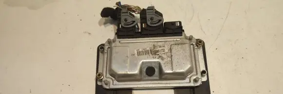 Peugeot 407 Engine control unit/module 9645733380 9638765680 0261206943