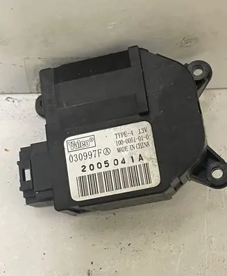 Peugeot Partner Air flap motor/actuator 2005041A
