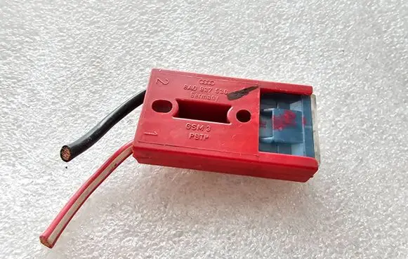 Audi A4 S4 B5 8D Fuse 8A0937530