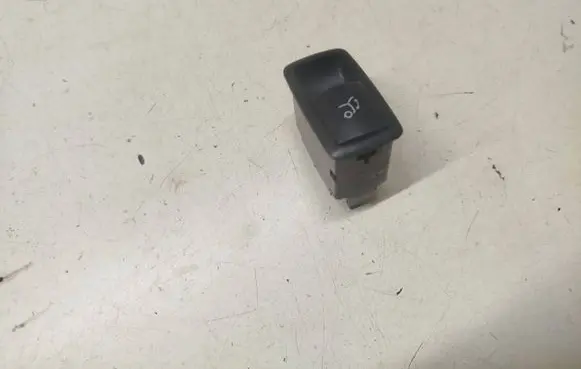 Mercedes-Benz GL X164 Tailgate opening switch a2518706310