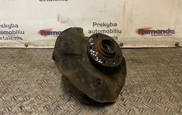 Volkswagen Transporter - Caravelle T5 Front wheel hub