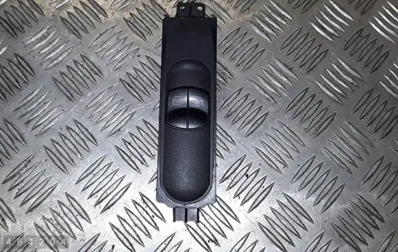 Mercedes-Benz Sprinter W906 Electric window control switch A9065451013