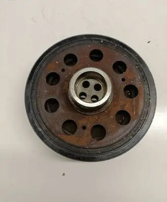 BMW 5 F10 F11 Crankshaft pulley 8512072